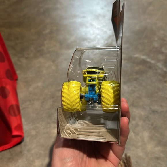 Monster Jam Blue Thunder - Picture 2 of 2